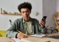 21 Text Donation Messages: Examples + Easy Templates