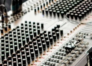 How AI is Redefining the Music Industry