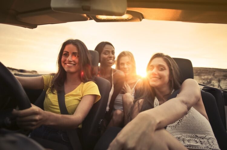 7 Planning Tips to Make Traveling With Friends Less Stressful