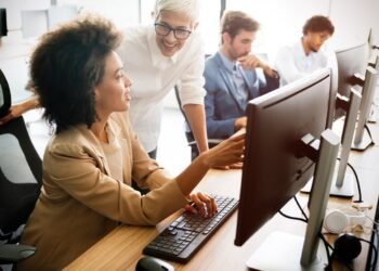 From Tech Headaches to Seamless Support: IT Services for Johnson Residents