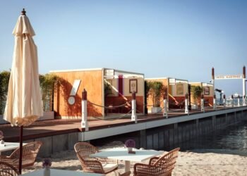 From Amazon Port to Motel Yahoo