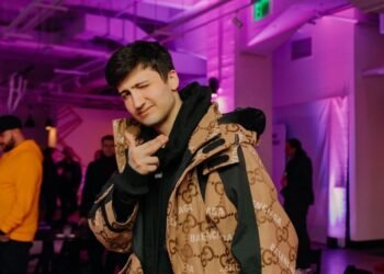 Beyond the Meme: How Antonio Lievano Leveraged Internet Criticism Into Career Growth