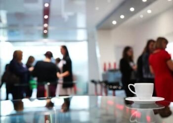 How to Plan an Executive Offsite: Step-by-Step Guide for EAs and Chiefs of Staff