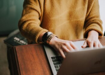 4 Ways to Market Lead Capturing Services to Companies on Social Media