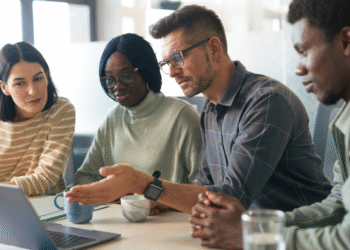 Madison Logic Partners with ZoomInfo