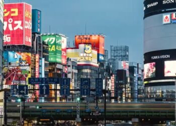 Holding Companies Are Struggling to Hold Their Value