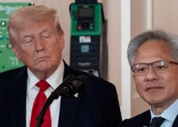 Trump’s AI chip flip-FLOP | Vox