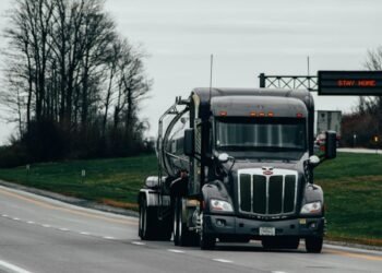 Legal Options After a Serious Truck Collision in Charleston