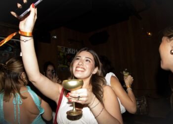 Fanova redefine la monetización digital con un modelo limpio