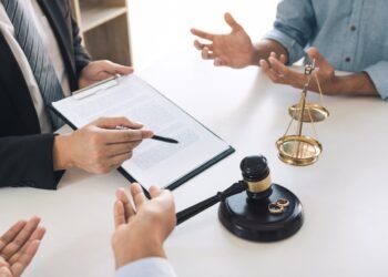Why Hiring a Personal Injury Lawyer Is Crucial After an Accident