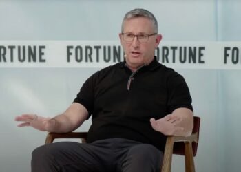 Smart ring maker Oura’s CEO addresses recent backlash, says future is a ‘cloud of wearables’