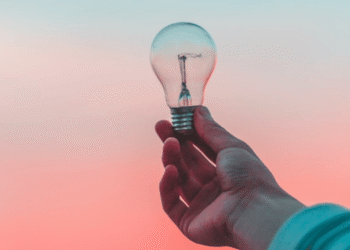 20+ LinkedIn Profile Tips (Guaranteed Ways to Stand Out)
