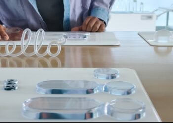Apple will let users roll back the Liquid Glass look with new ‘tinted’ option