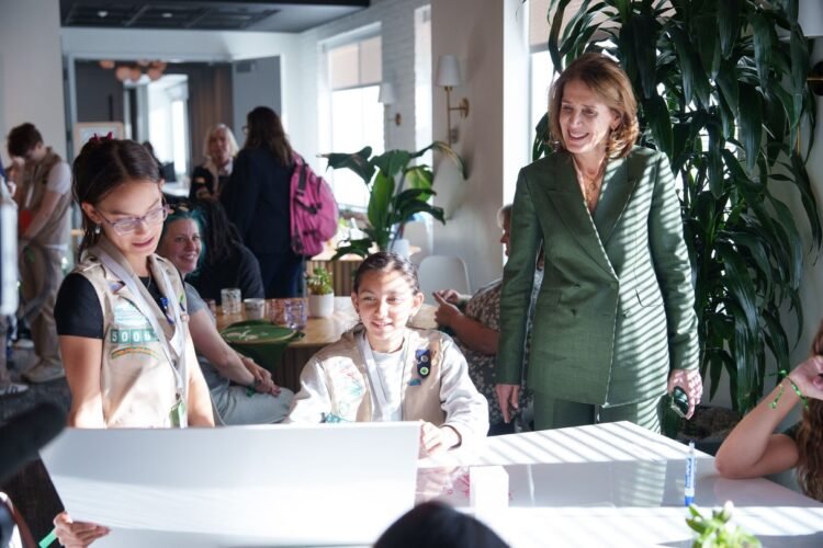 Digital wellbeing with Google and Girl Scouts