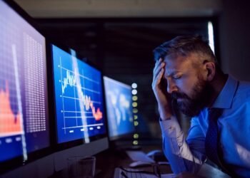 The 7 Worst Ways to Spend End-of-Year B2B Marketing Budget and What to Do Instead – TopRank® Marketing