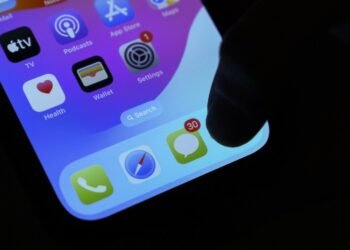 Text messages scams for jobs, recruitment, employment: The criminal world behind them.