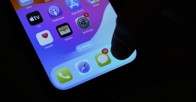 Text messages scams for jobs, recruitment, employment: The criminal world behind them.