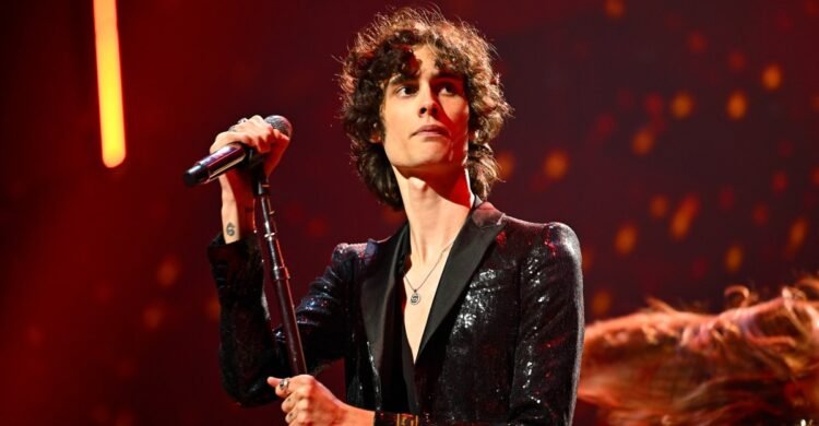 Sombr, the singer and TikTok phenom, explained by a Gen Z youth.