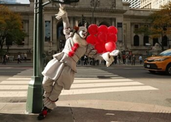 Hi-Chew’s Mystery House, Cutwater’s Sleepover