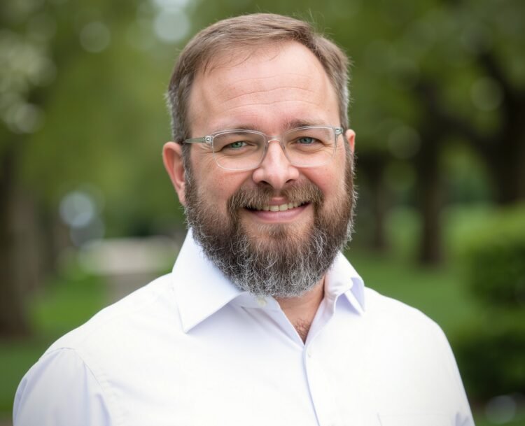 Frictionless Growth: An Interview with Ryan Hamilton