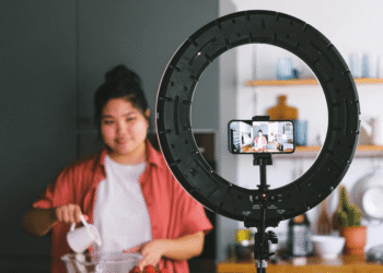 How to Create Scroll-stopping YouTube Thumbnails (+ Tips from Top Creators)