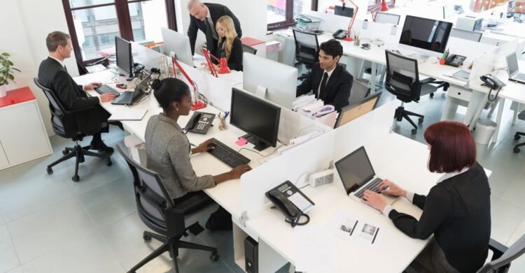 How to Manage Registration and Payments for Large Events