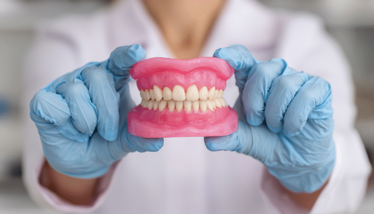 The Smile Scroll: How to Market Dental Solutions in a Filtered World