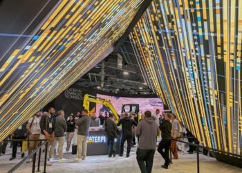 An Insider Tour of the Caterpillar Booth Experience