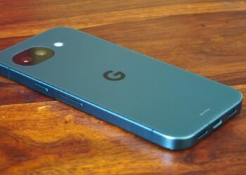 The Pixel 10a doesn’t have a camera bump, and it’s great