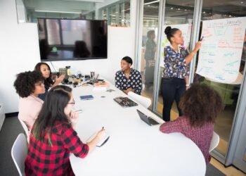 Turn Employees Into Brand Advocates Now