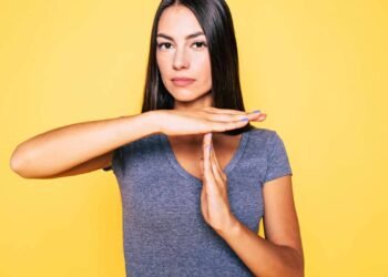 Fractional Executive Proposal Strategy — Close Deals Without Writing One