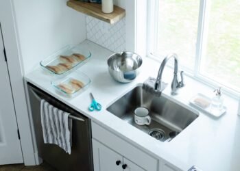 Quick Fixes for a Slow-Draining Kitchen Sink