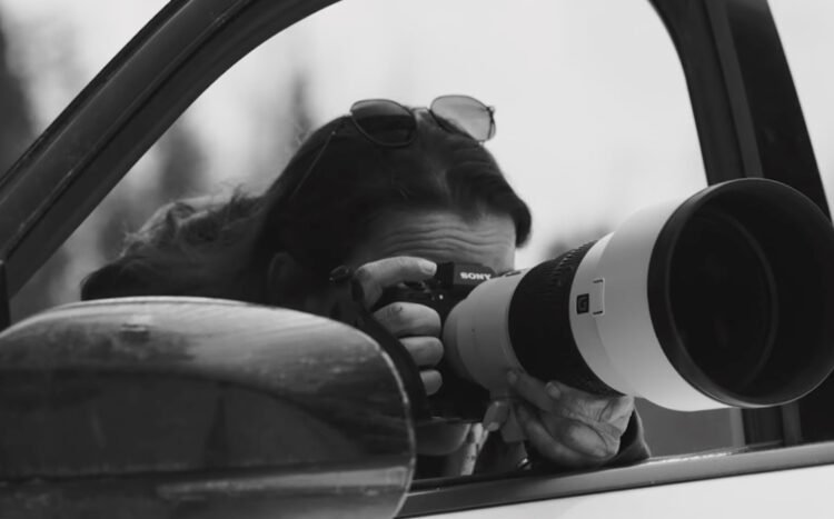 Wildlife Photographer Takes Jeep Cherokee Hybrid Deep In the Woods