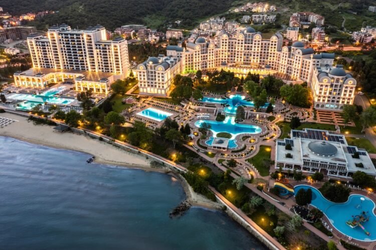 What Is Hotel Digital Marketing?