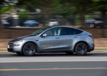 Tesla brings its robotaxi service to Dallas and Houston