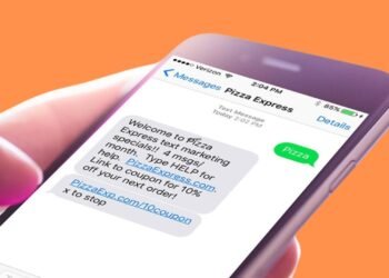 Text Message Ideas for Small Business (12 That Work in 2026)