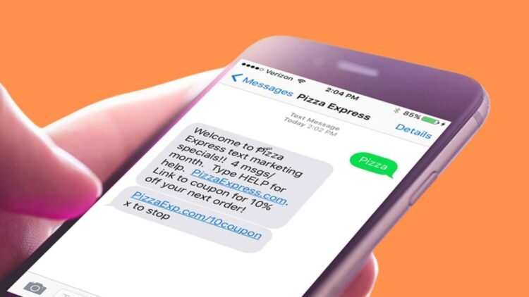 Text Message Ideas for Small Business (12 That Work in 2026)