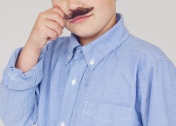 A Kid With a Fake Mustache Tricked an Online Age-Verification Tool
