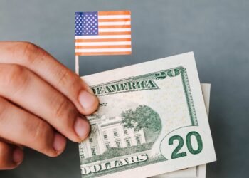 How PACs and Super PACs Use SMS for Political Fundraising