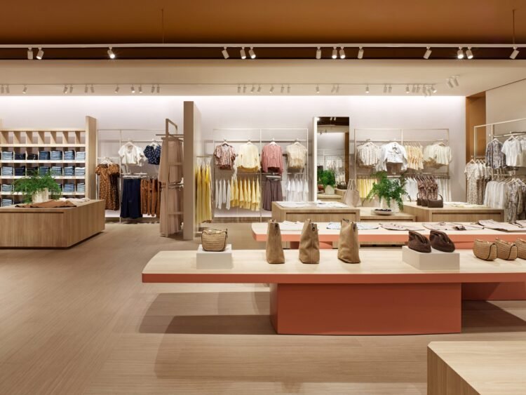 Reitmans Unveils a New Logo and Enters a New Era With a Reimagined Store Concept