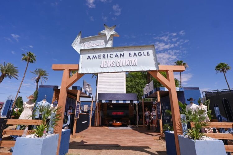 American Eagle’s First Stagecoach Activation