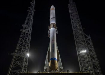 Blue Origin’s New Glenn Rocket Explodes On Its Launchpad