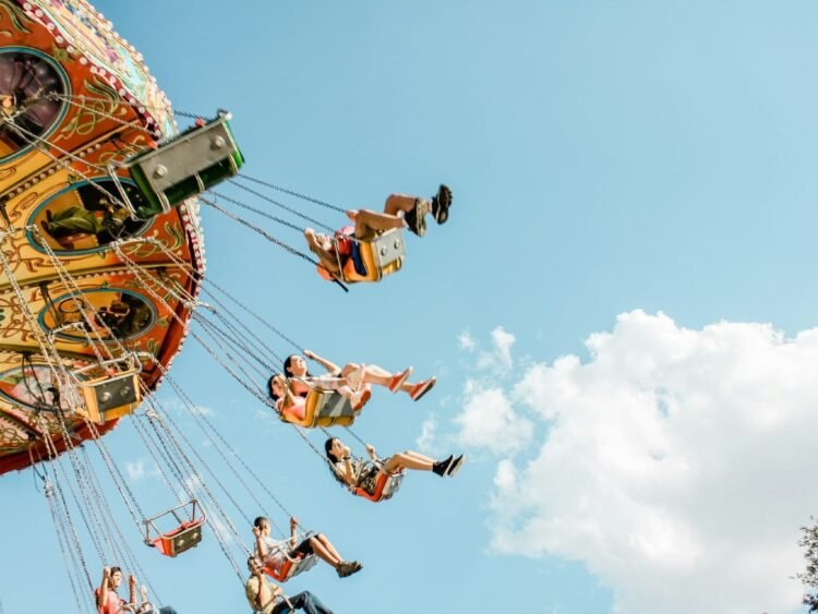 11 LinkedIn Carousel Examples (+ Post & Ad Ideas for 2026)