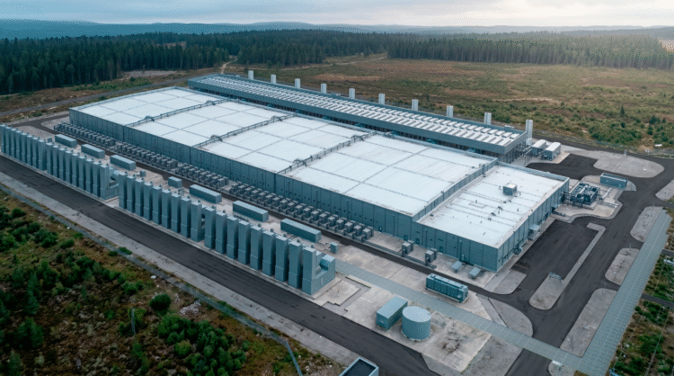 Google invests in its first data center in Sweden.
