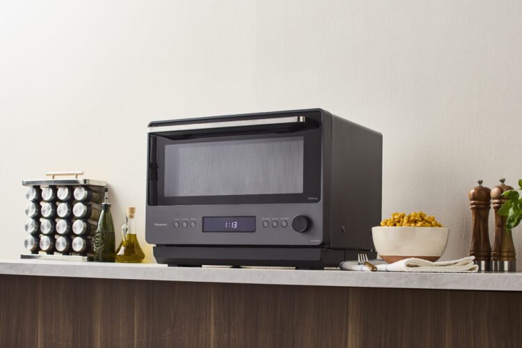 Panasonic Announces the New Japanese Microwave, Designed for Modern American Kitchens