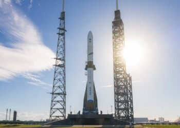 Blue Origin still doesn’t know why its New Glenn rocket blew up last month