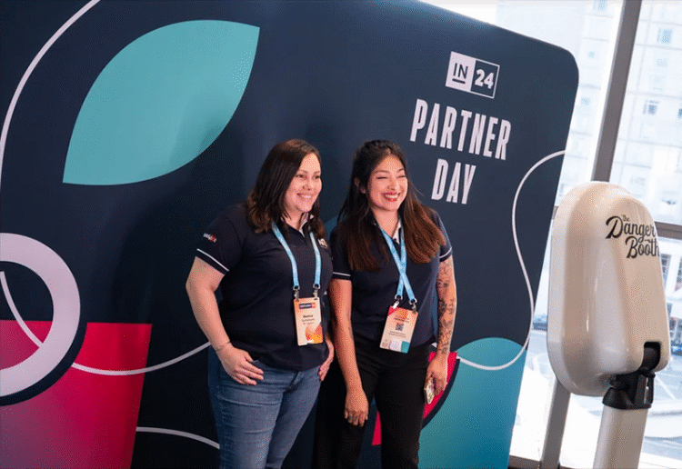 Five Pro Tips for Delivering Pre-Event Conference Programming