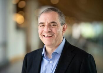 David Autor named head of the Department of Economics | MIT News