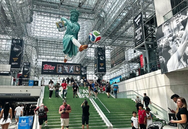 5 Big Experiential Themes from Fanatics Fest 2026