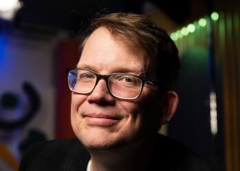 Hank Green’s AI controversy shows why everyone needs a personal AI policy